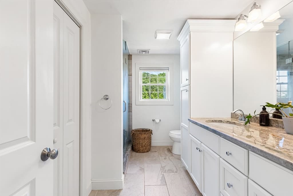 380 N Wheaton Ave, Seekonk MA 02771 photo 27