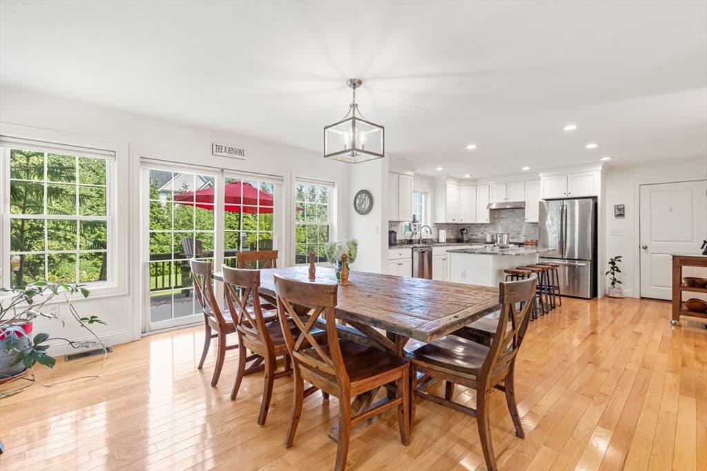 380 N Wheaton Ave, Seekonk MA 02771 photo 12