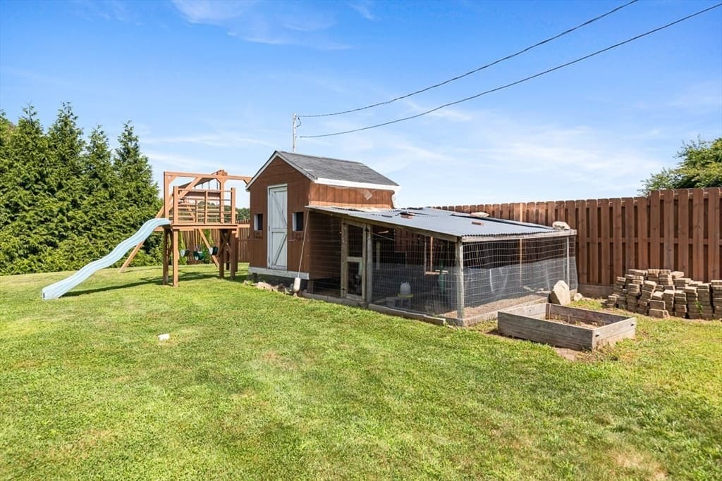 380 N Wheaton Ave, Seekonk MA 02771 photo 41
