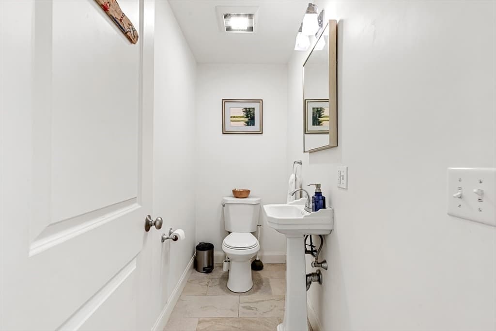 380 N Wheaton Ave, Seekonk MA 02771 photo 21
