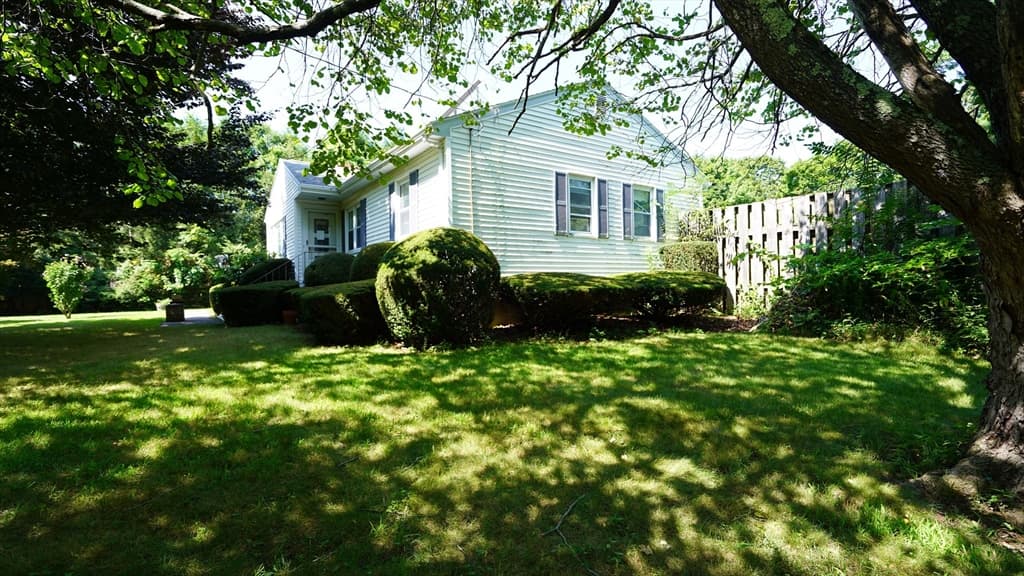 19 Winter St, Foxboro MA 02035 photo 13