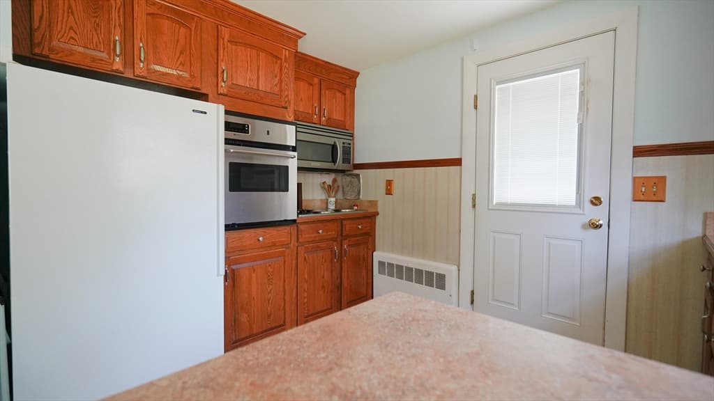 19 Winter St, Foxboro MA 02035 photo 17