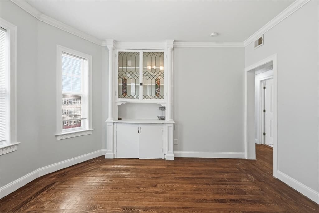71 Walnut Park, Boston MA 02119 photo 3