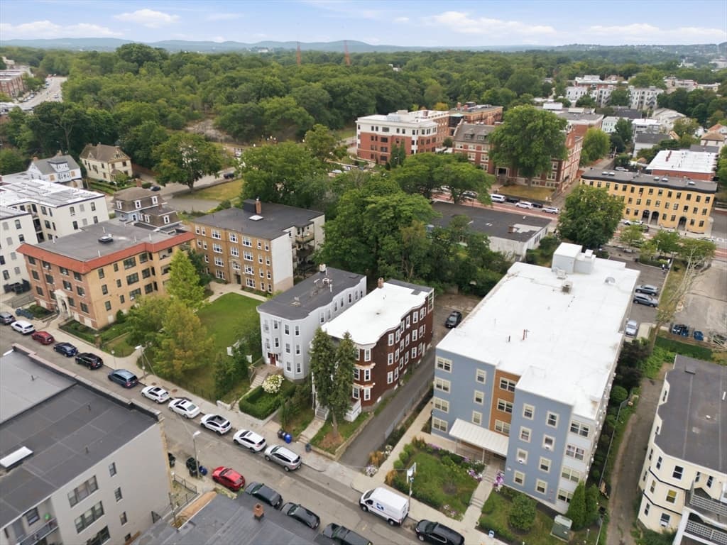 71 Walnut Park, Boston MA 02119 photo 21