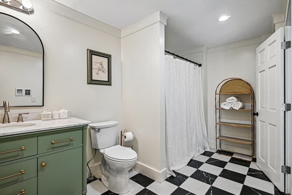 254 Russell St, Woburn MA 01801 photo 19