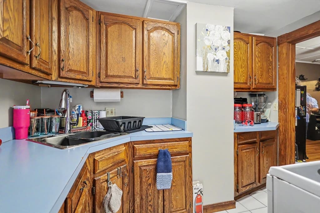 22-24 Hawley St, Lawrence MA 01843 photo 18