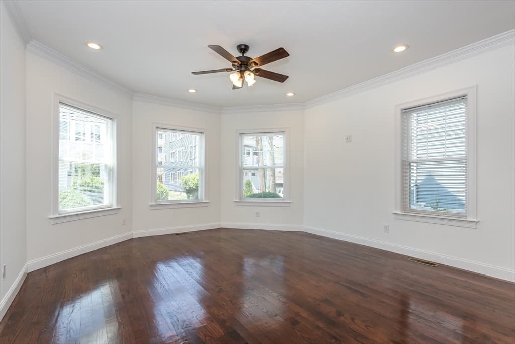 18 Kittredge St # 1, Boston MA 02131 photo 3