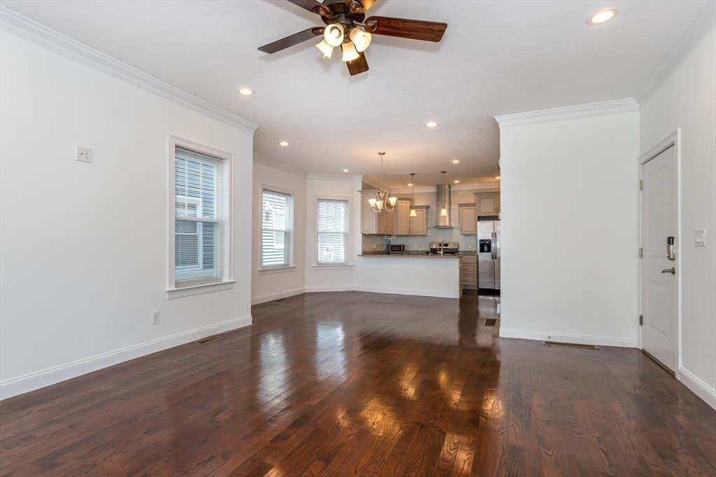 18 Kittredge St # 1, Boston MA 02131 photo 10