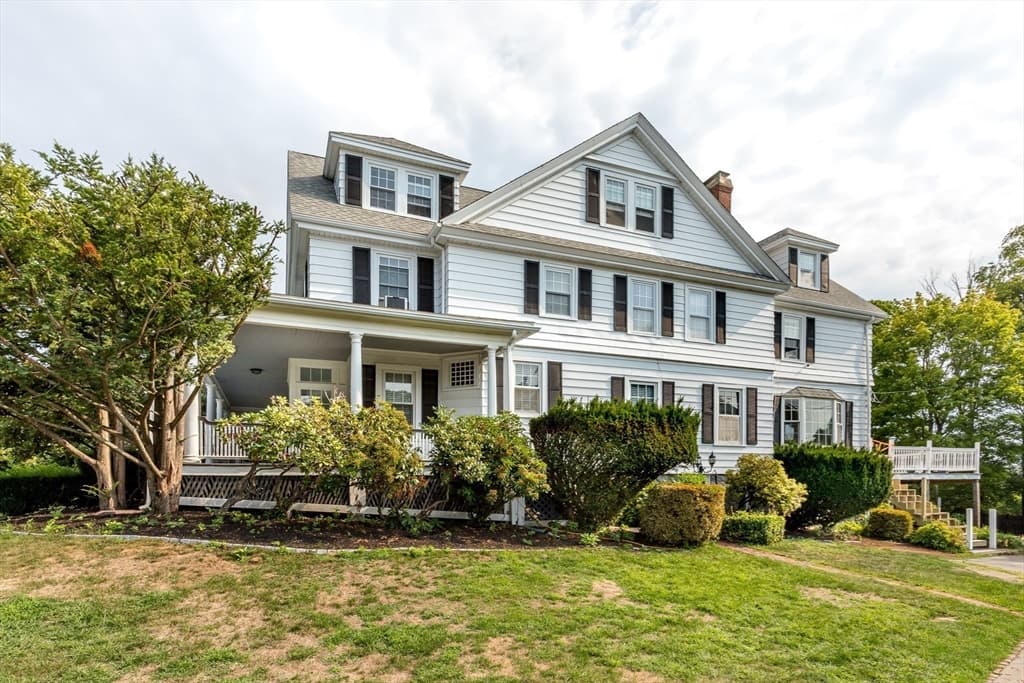 34 Avon Way, Quincy MA 02169 photo 3