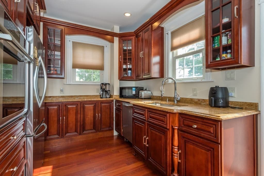 34 Avon Way, Quincy MA 02169 photo 10