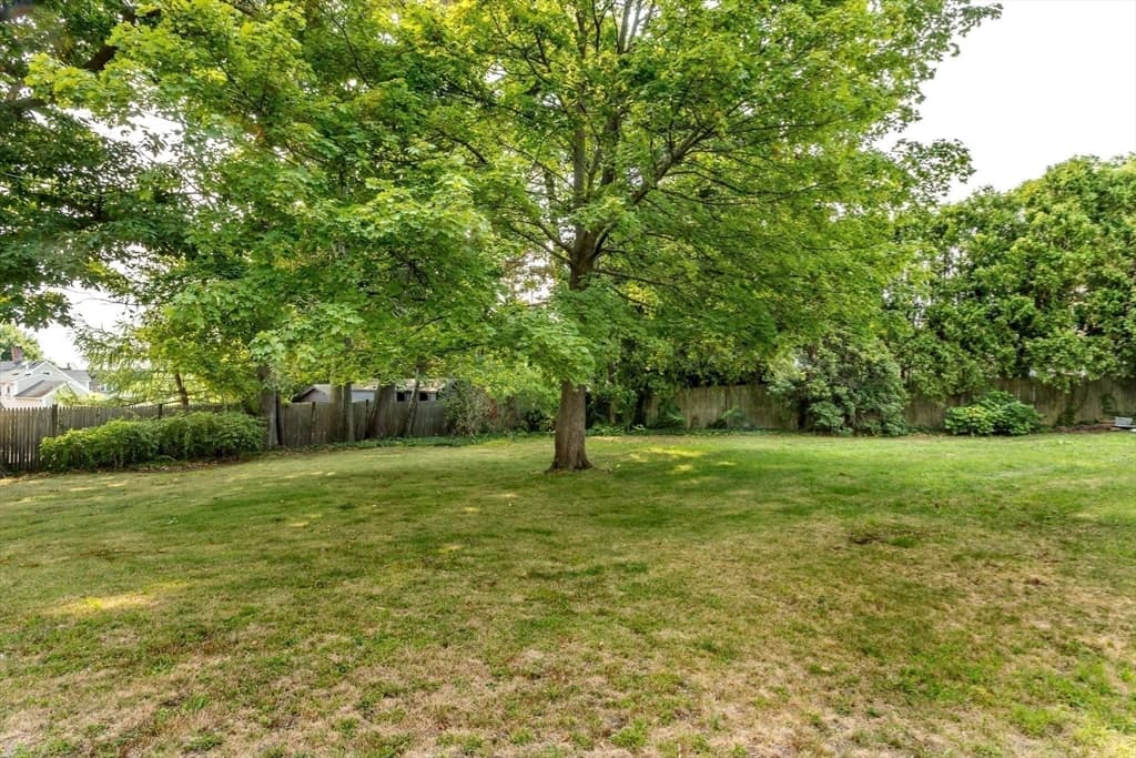 34 Avon Way, Quincy MA 02169 photo 37