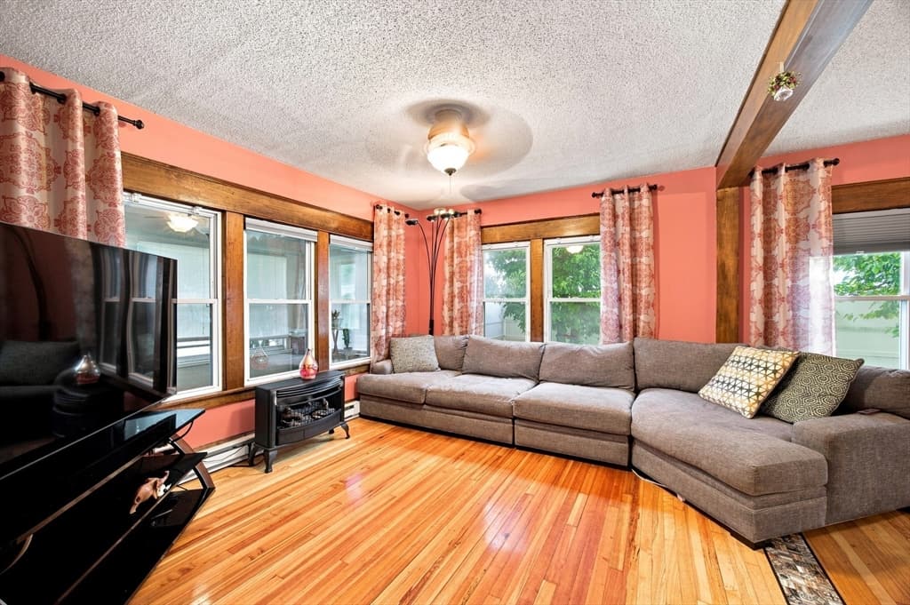 90 Bonneville Ave, Chicopee MA 01013 photo 7
