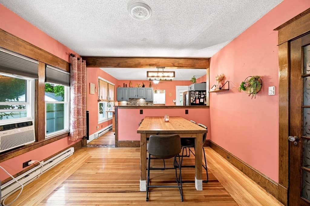 90 Bonneville Ave, Chicopee MA 01013 photo 9