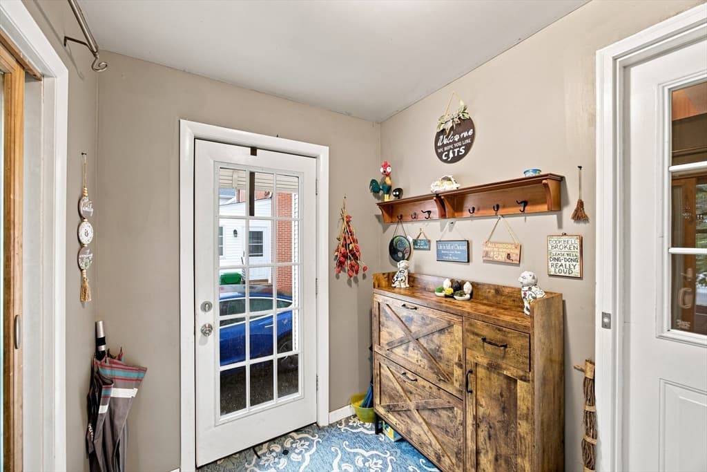 90 Bonneville Ave, Chicopee MA 01013 photo 35