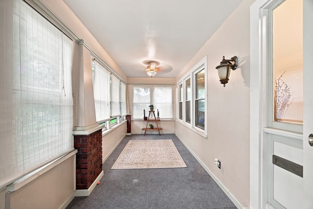 90 Bonneville Ave, Chicopee MA 01013 photo 4