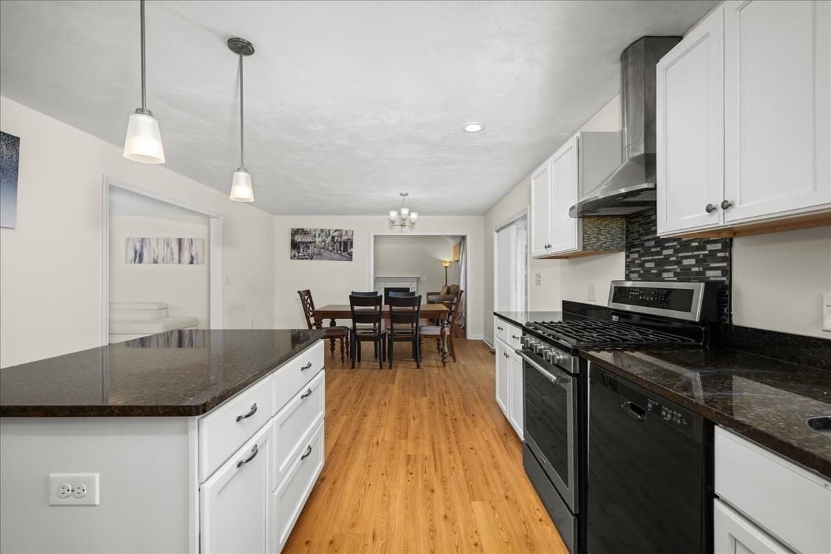 Single Family Residence at 3 Moore Dr, Millbury MA 01527, photo 11 of 40