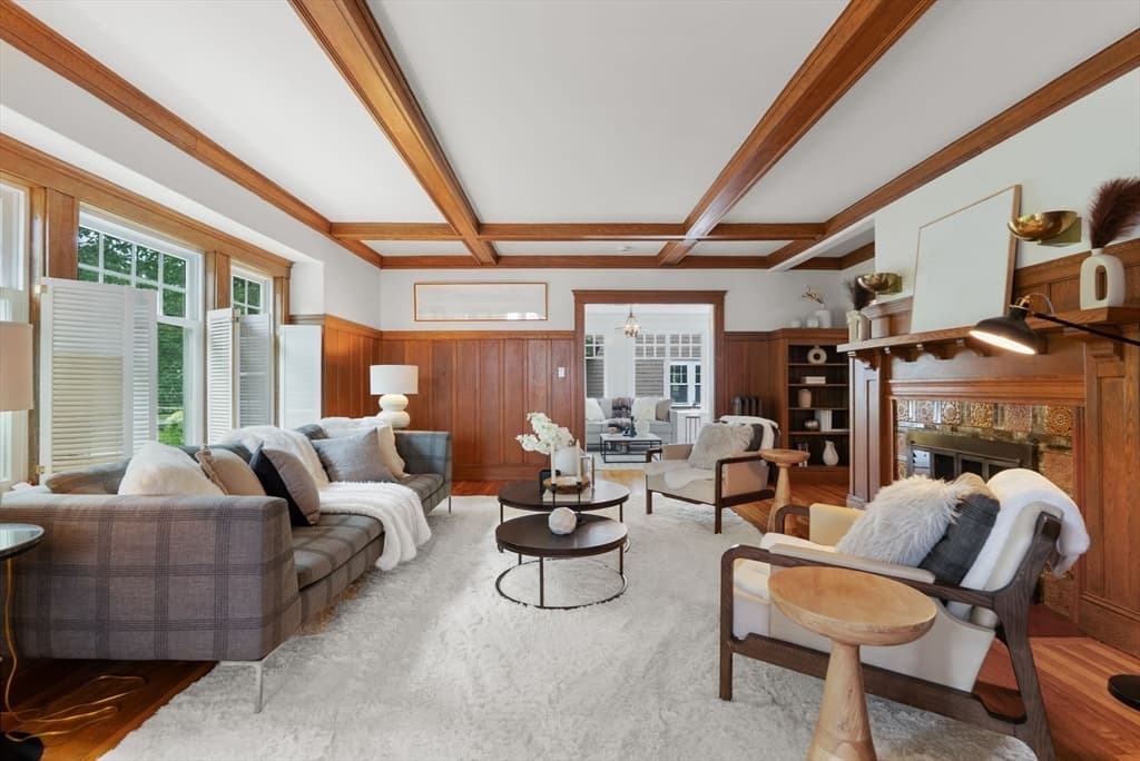 855 Commonwealth Ave, Newton MA 02459 photo 5