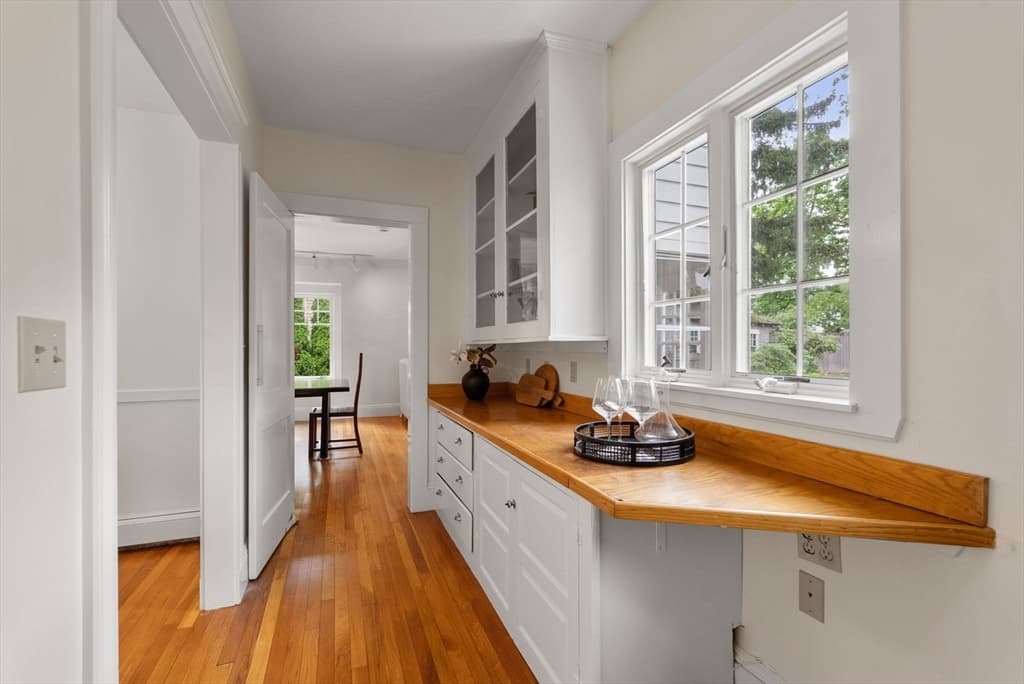 855 Commonwealth Ave, Newton MA 02459 photo 11