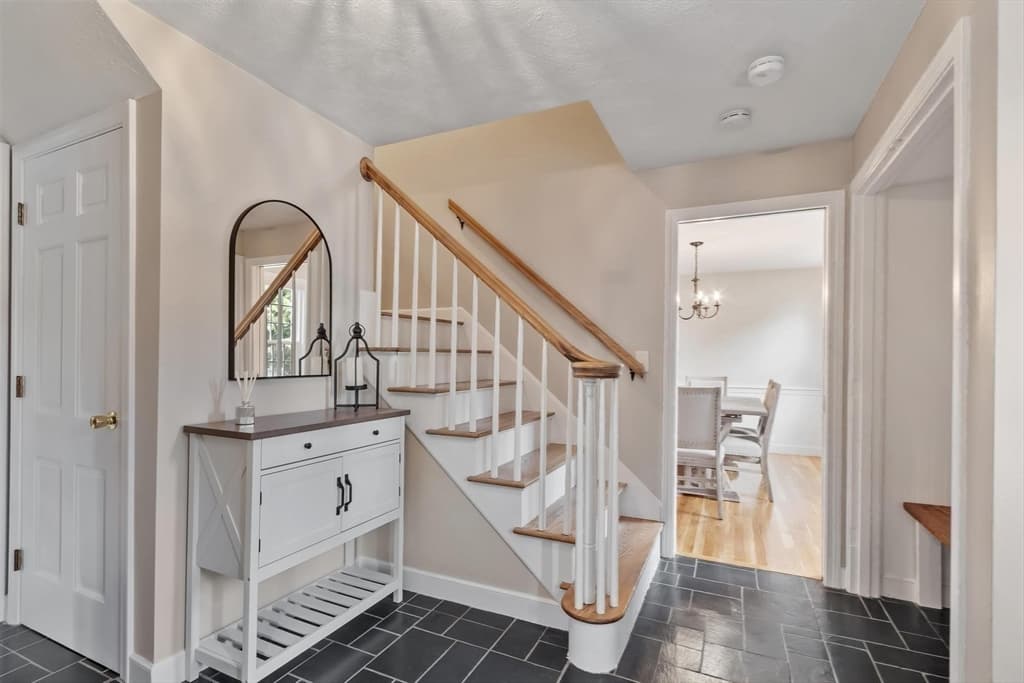 4 Lantern Lane, Shrewsbury MA 01545 photo 9