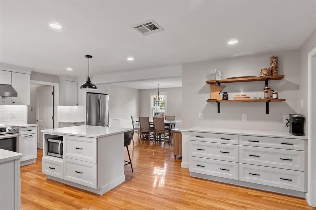 4 Lantern Lane, Shrewsbury MA 01545 photo 11