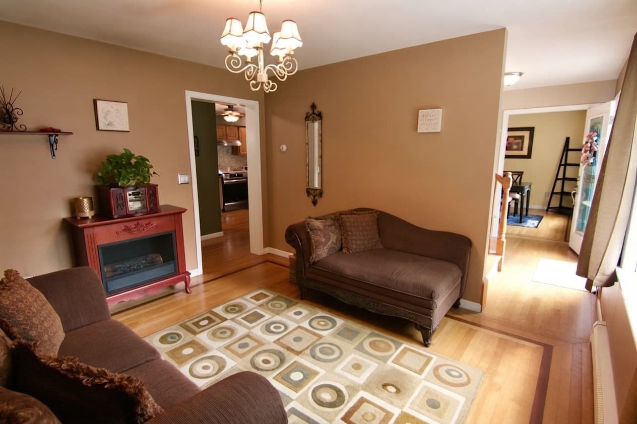 Single Family Residence at 9 Zamora St, Saugus MA 01906, photo 20 of 39