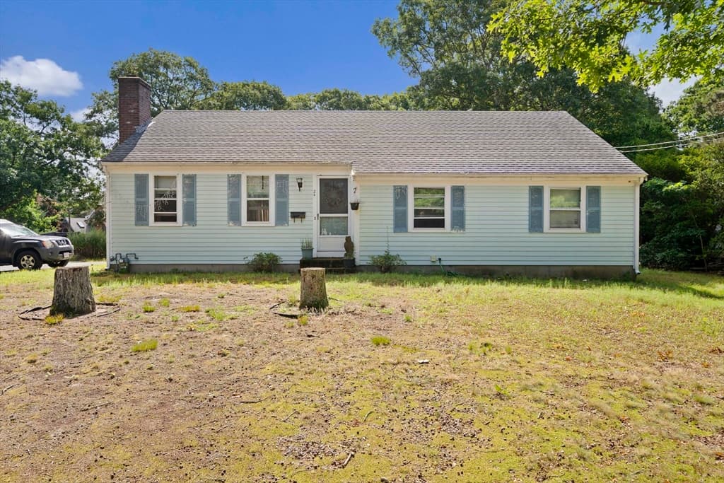 24 S Sea Ave, Yarmouth MA 02601 photo 2