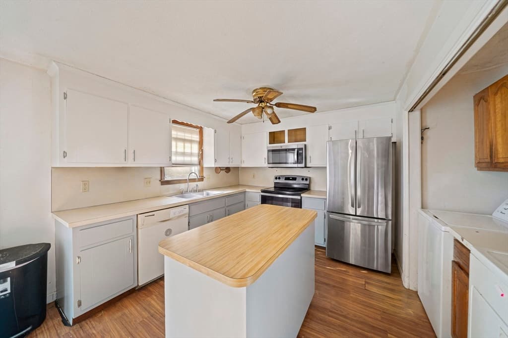 24 S Sea Ave, Yarmouth MA 02601 photo 6