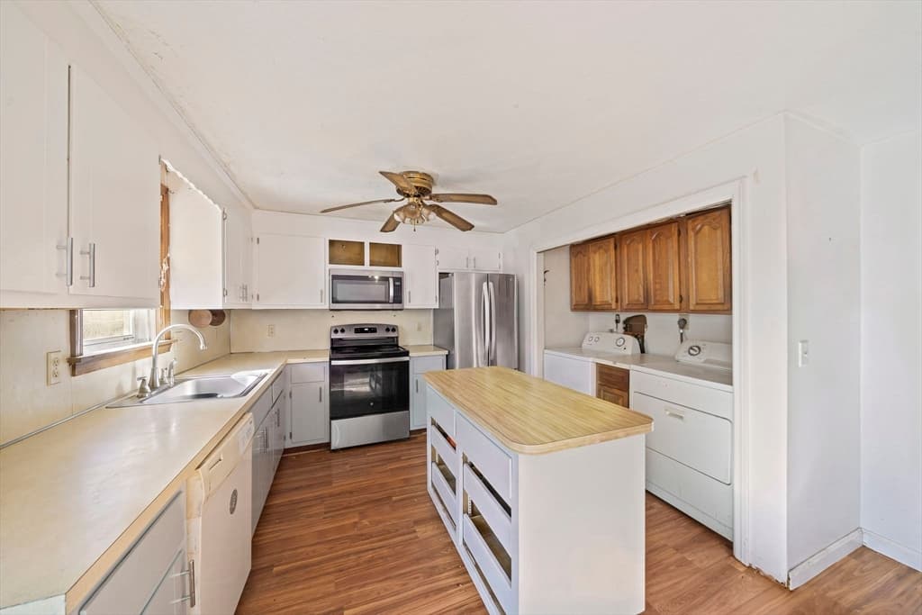 24 S Sea Ave, Yarmouth MA 02601 photo 7