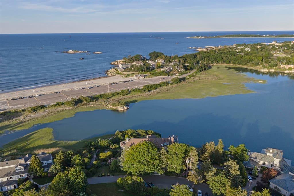 131 Nichols Road, Cohasset MA 02025 photo 2