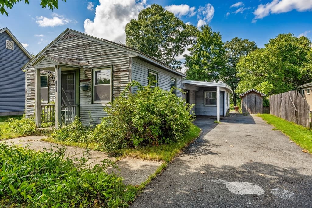162 Arcadia Blvd, Springfield MA 01118 photo 8