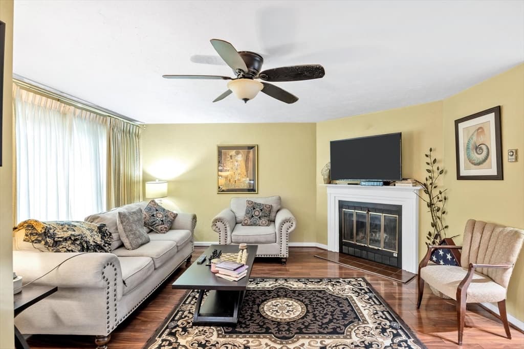195 Falmouth Rd # 2D, Mashpee MA 02649 photo 6