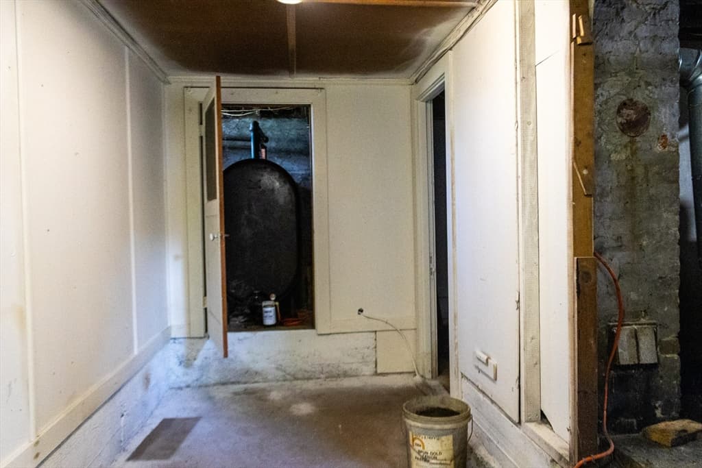 35 Peck St, Attleboro MA 02703 photo 27