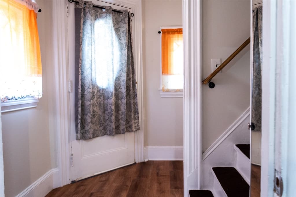 35 Peck St, Attleboro MA 02703 photo 6