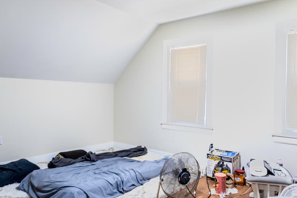 35 Peck St, Attleboro MA 02703 photo 8