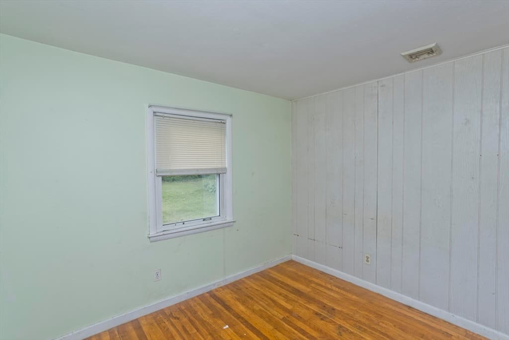 67 Warwick Rd, Chicopee MA 01020 photo 16