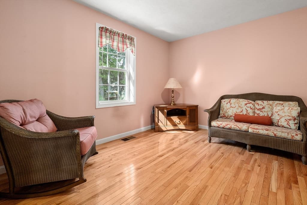42 Highfield Drive, Southbridge MA 01550 photo 9