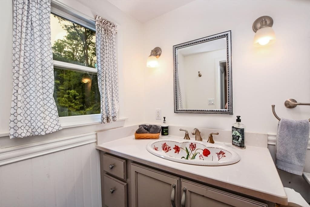 72 Benjamin Nyes, Falmouth MA 02540 photo 16
