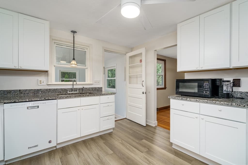 18 Ruthellen Road, Hudson MA 01749 photo 10
