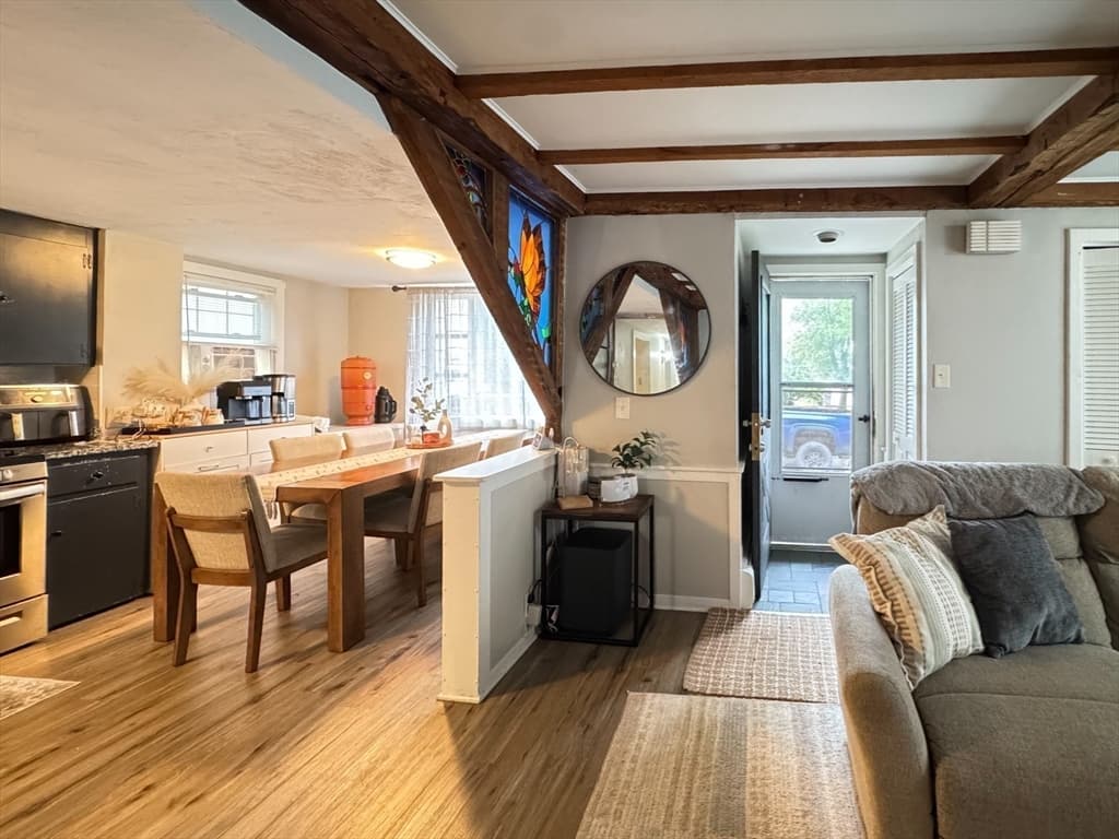 233 West St, Leominster MA 01453 photo 16