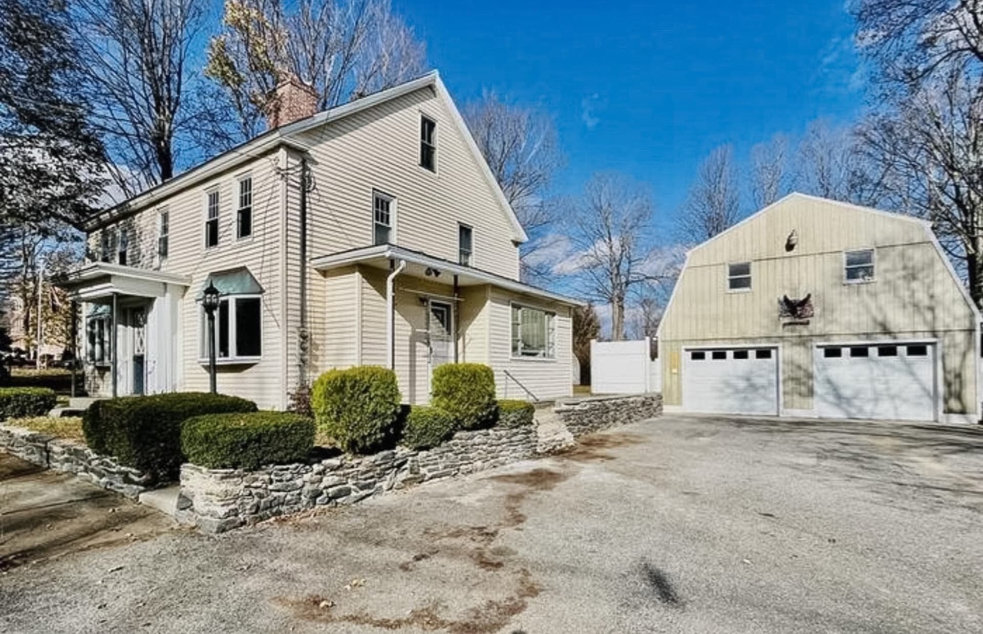 233 West St, Leominster MA 01453