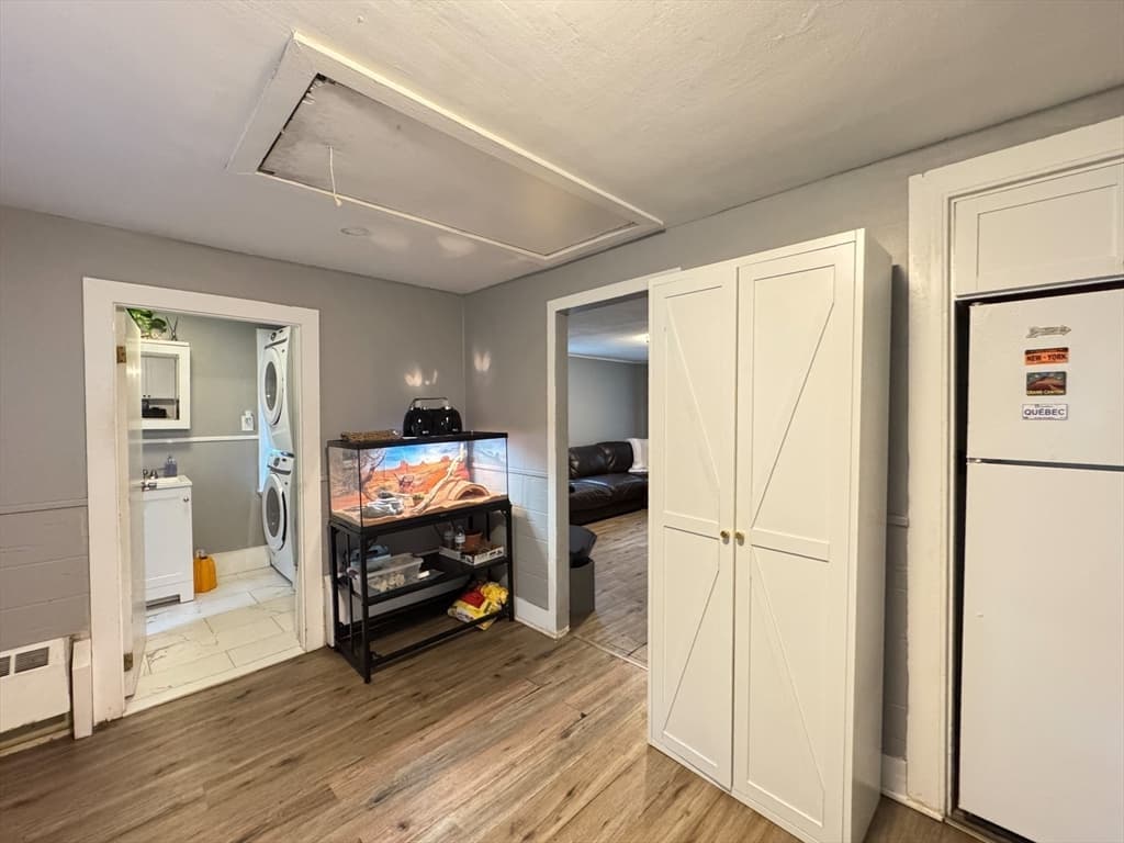 233 West St, Leominster MA 01453 photo 24