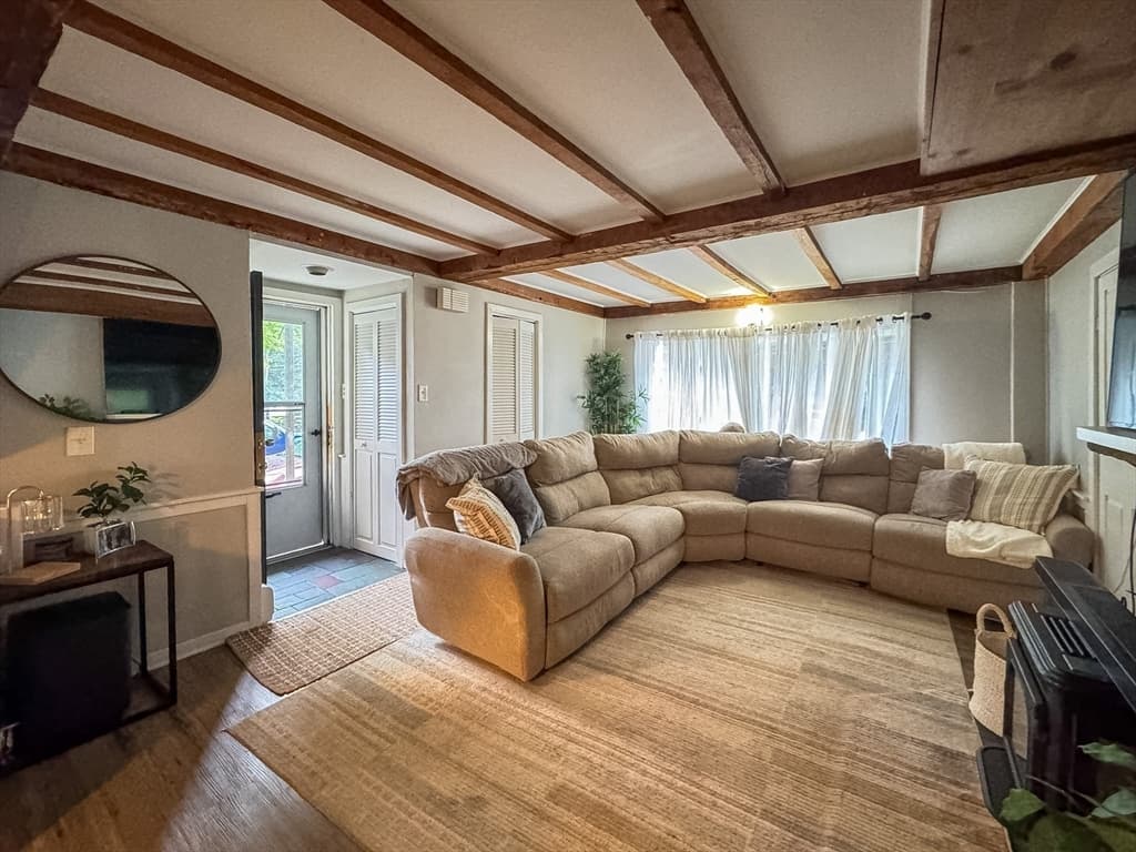 233 West St, Leominster MA 01453 photo 14