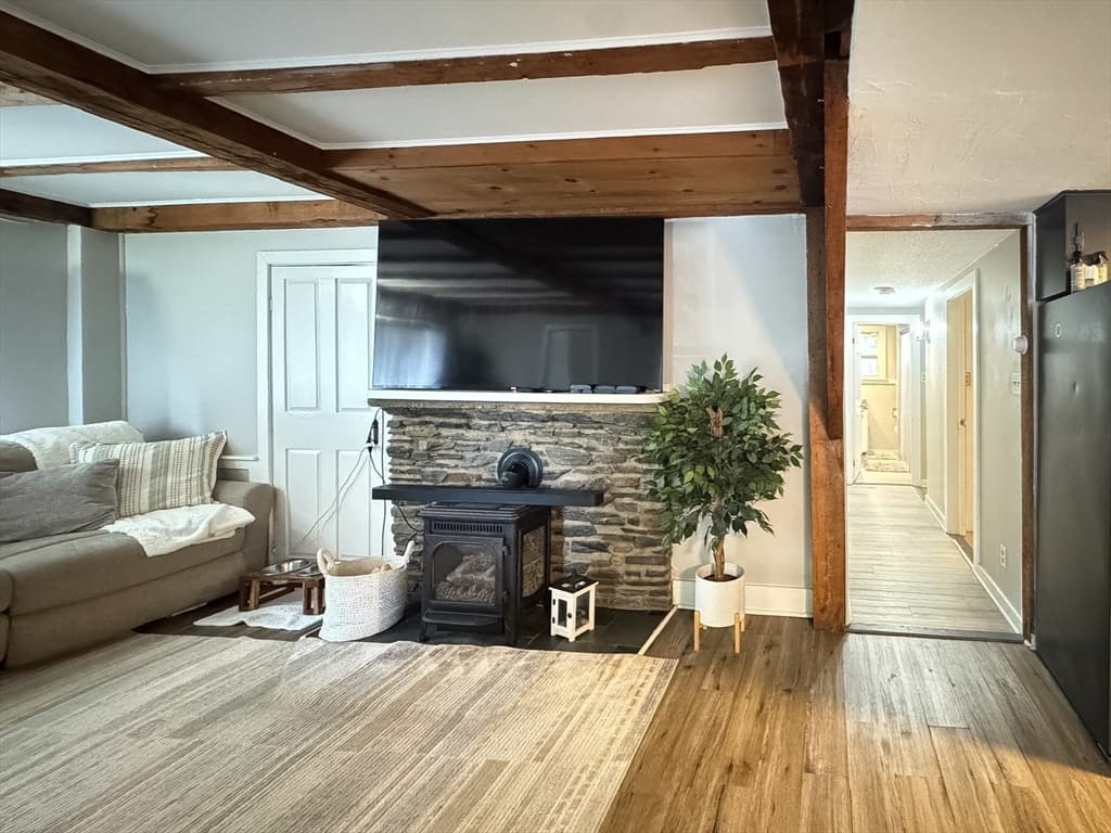 233 West St, Leominster MA 01453 photo 15