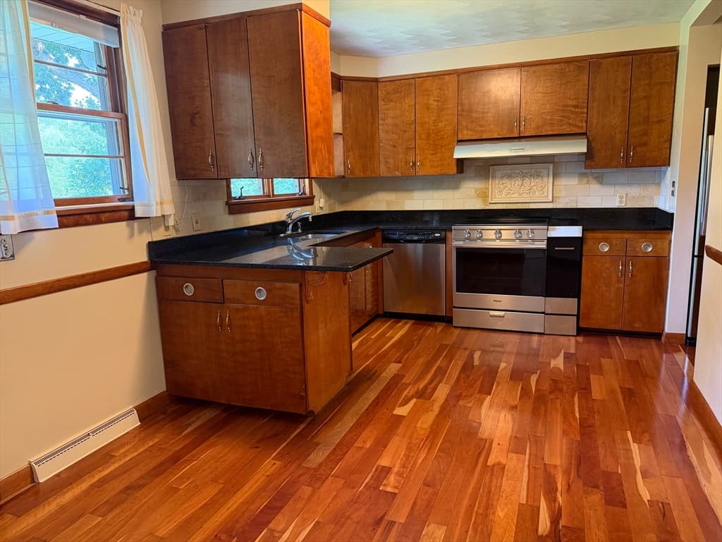 10 Shady Ln, Wilbraham MA 01095 photo 3