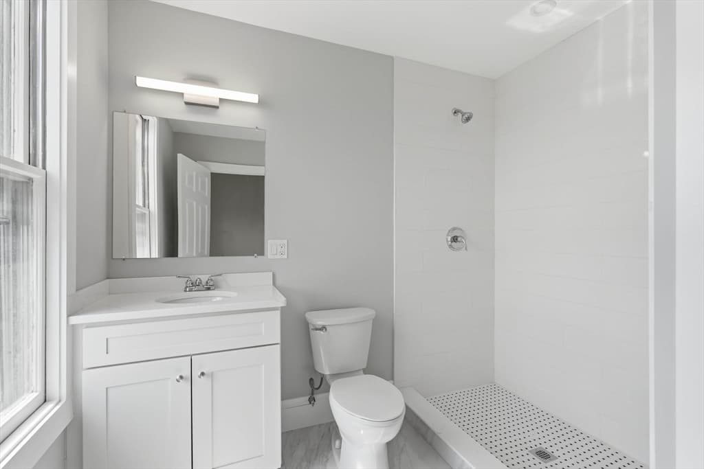 487-489 Sumner Street, Boston MA 02128 photo 26