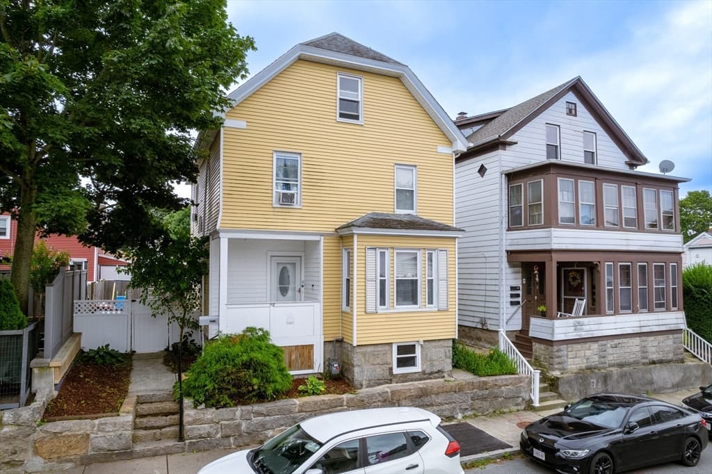 118 Parker St, New Bedford MA 02740 photo 2