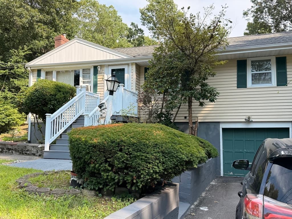 115 Center St, Randolph MA 02368 photo 6
