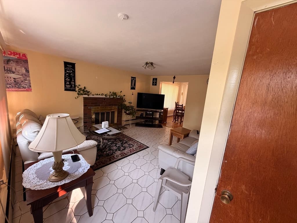 115 Center St, Randolph MA 02368 photo 9