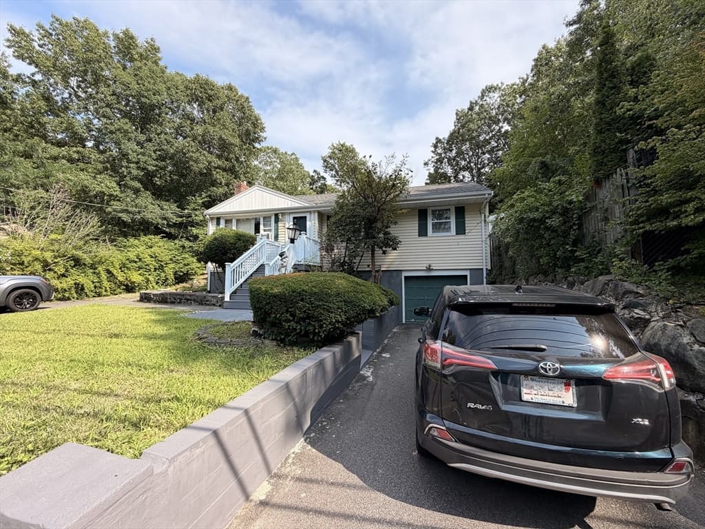 115 Center St, Randolph MA 02368 photo 4