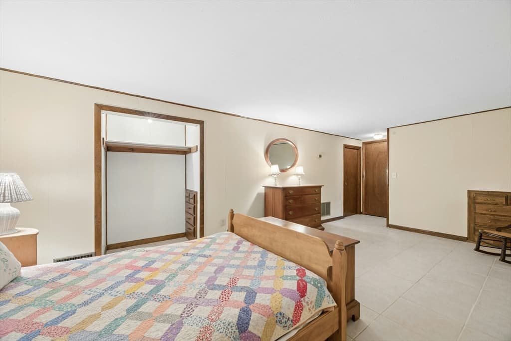 210 Chamberlain St, Holliston MA 01746 photo 23